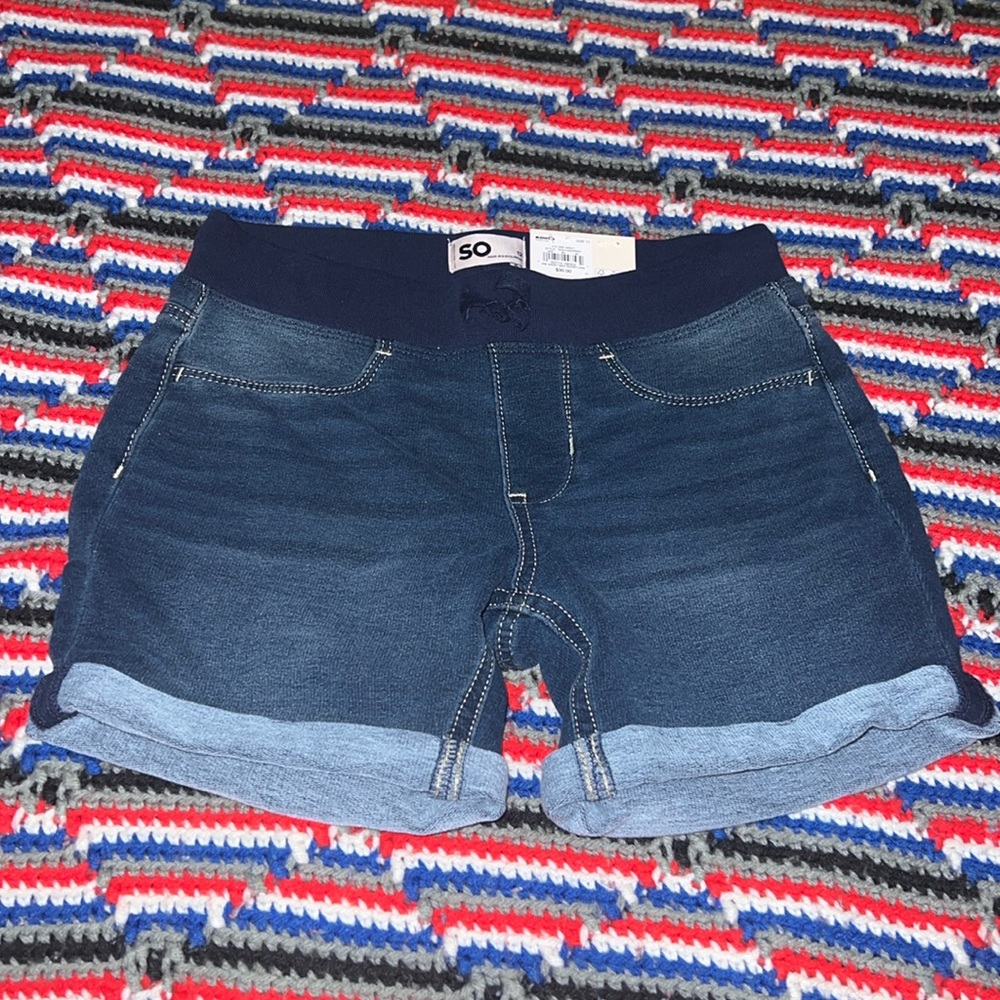 NWT. SO Girl's Dark Blue Denim Shorts with Elastic Waist. SIZE 12